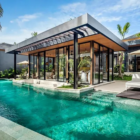 Villa Loxia By Balisuperhost